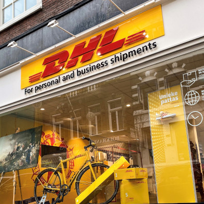 DHL